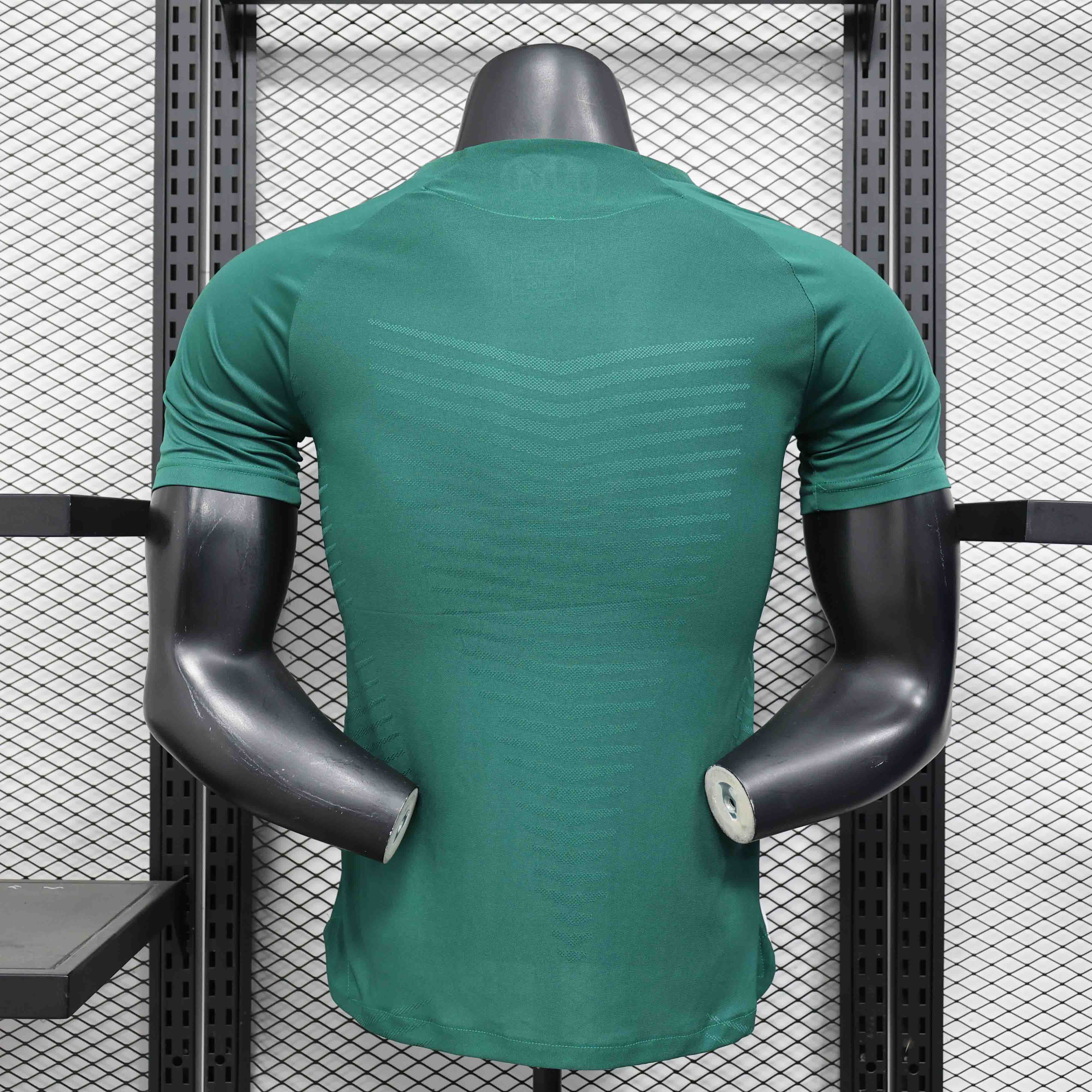Maillot Real Madrid concept 2025-26 Maison To Sport