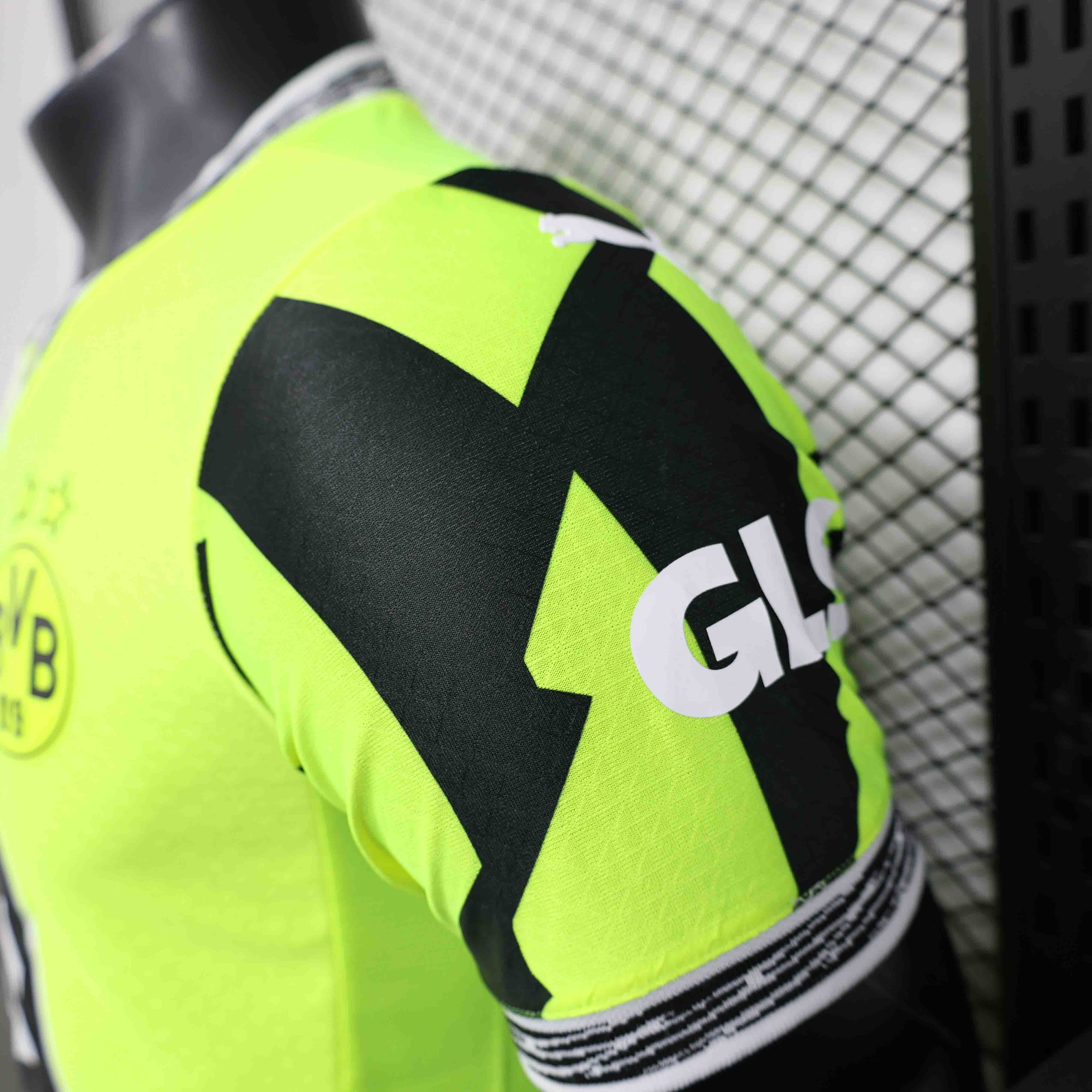Maillot 25-26 Dortmund concept Maison To Sport
