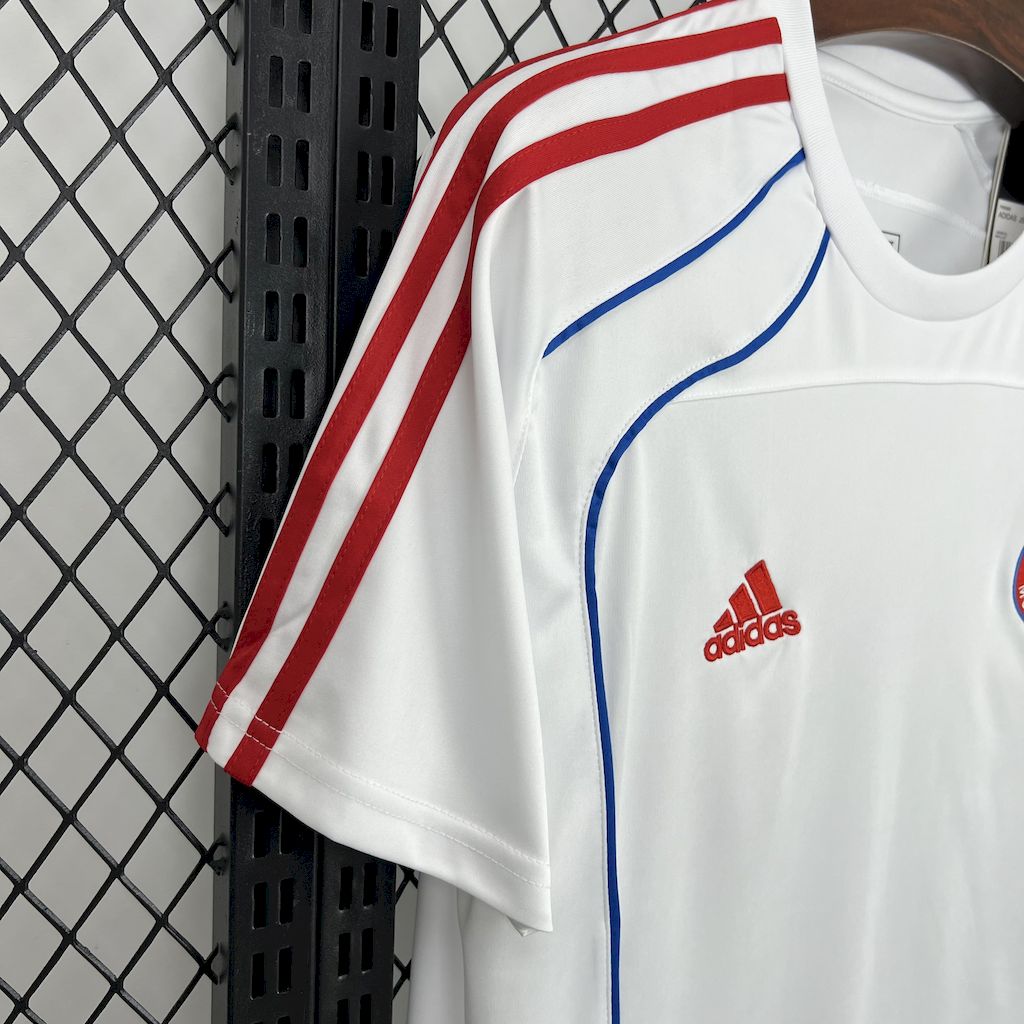 Maillot Bayern Munich concept 2025-26 Maison To Sport