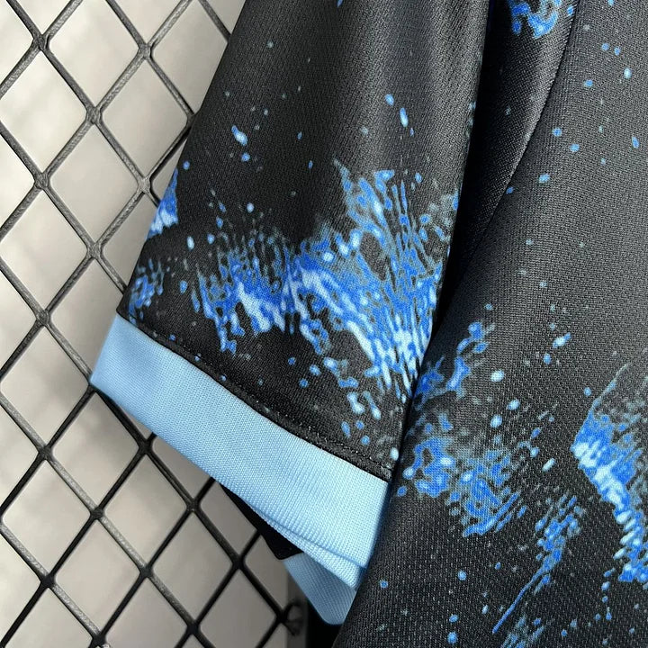 Real Madrid maillot foot concept 2024 2025 Maison To Sport