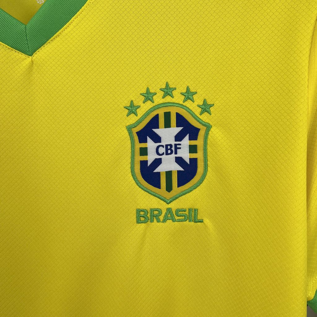 Maillot Brésil concept 2025 Maison To Sport