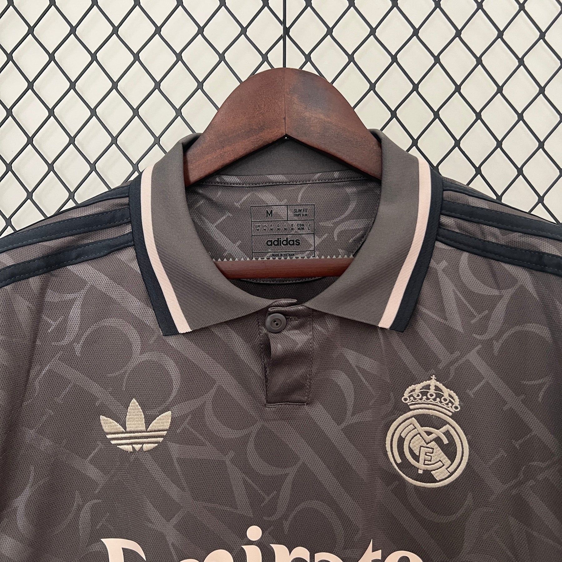Maillot Real Madrid third noir 2024/25 Maison To Sport