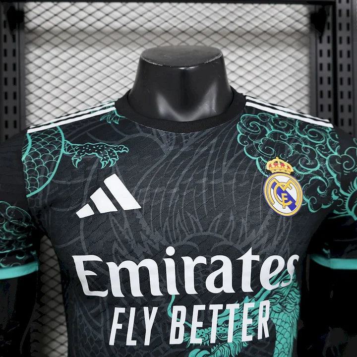 Maillot Real Madrid foot concept 2025 2026 Maison To Sport