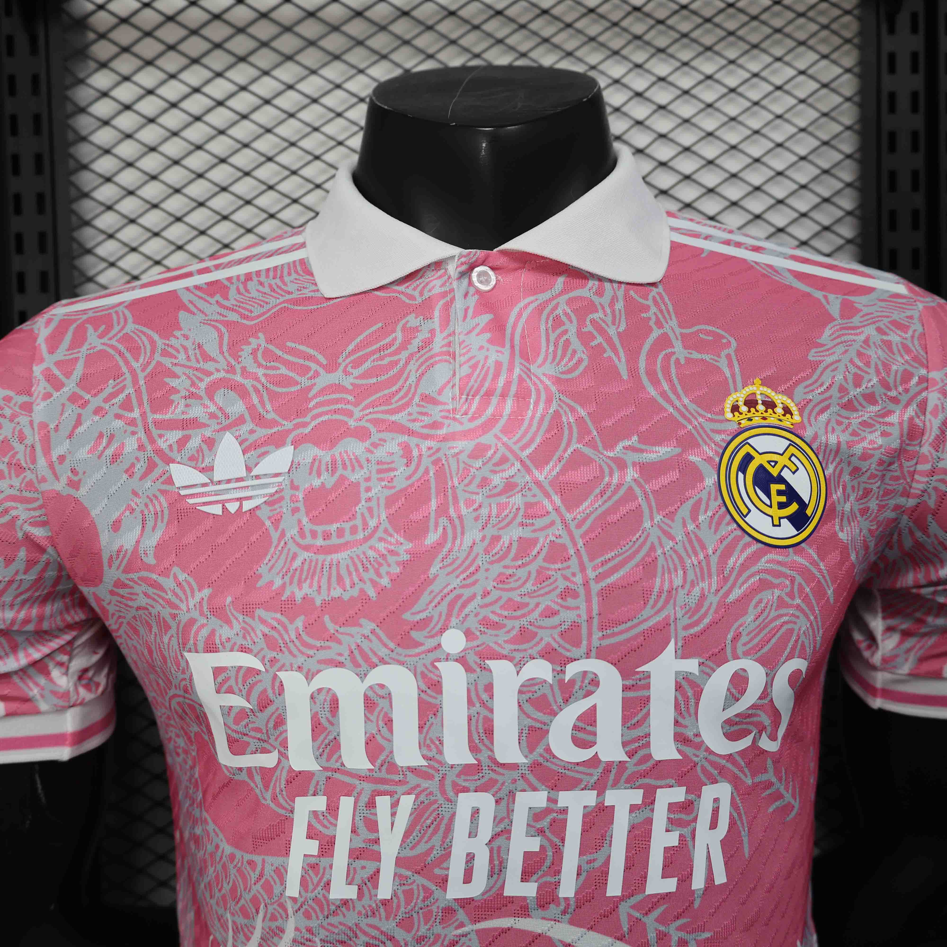 Maillot Real Madrid concept 2025-26 Maison To Sport