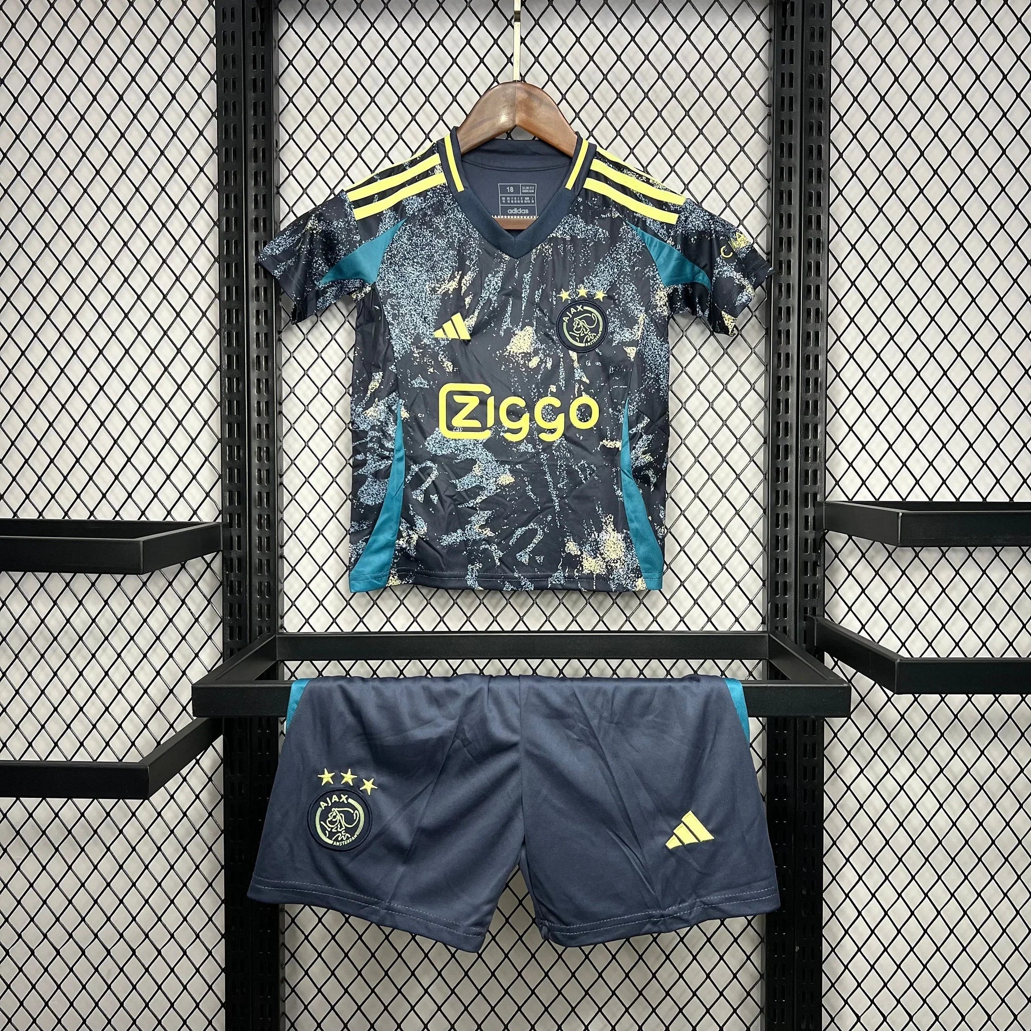Kit Enfant AJAX Amsterdam Maison To Sport