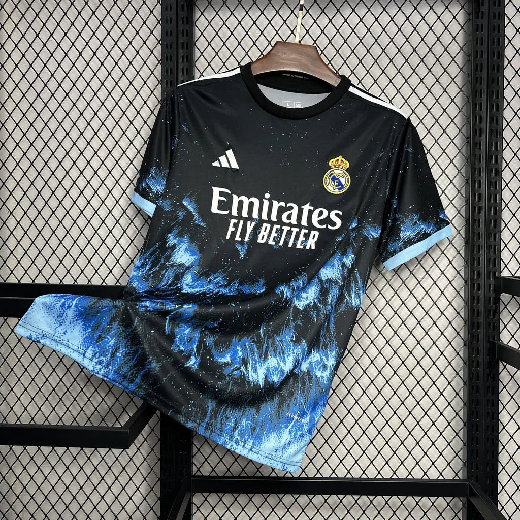 Real Madrid maillot foot concept 2024 2025 Maison To Sport