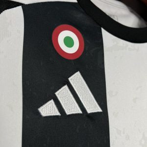 Maillot JUVENTUS DOMICILE AVEC SPONSORS Maison To Sport