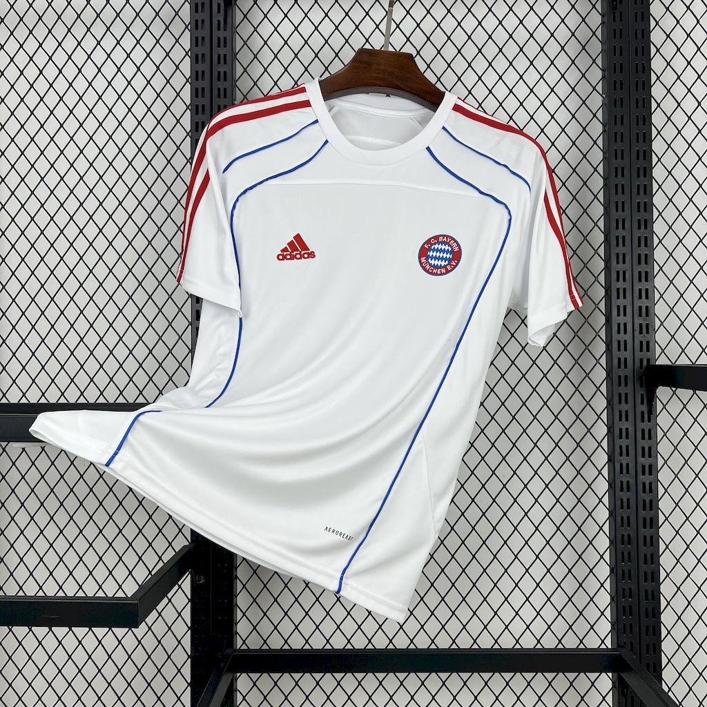 Maillot Bayern Munich concept 2025-26 Maison To Sport