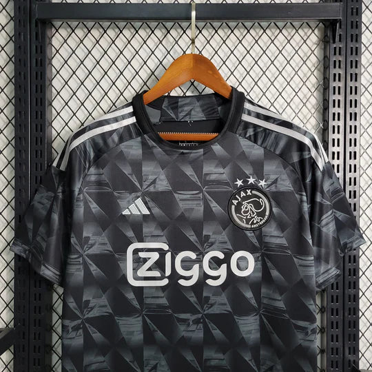 Maillot Ajax saison 2023-2024 édition third noir Maison To Sport